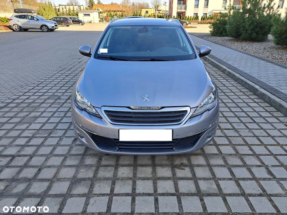 Peugeot 308 - 1