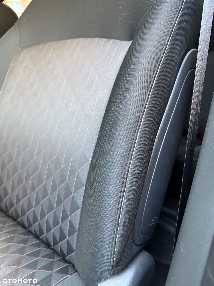 Mitsubishi Space Star 1.2 AS&G Instyle CVT - 16