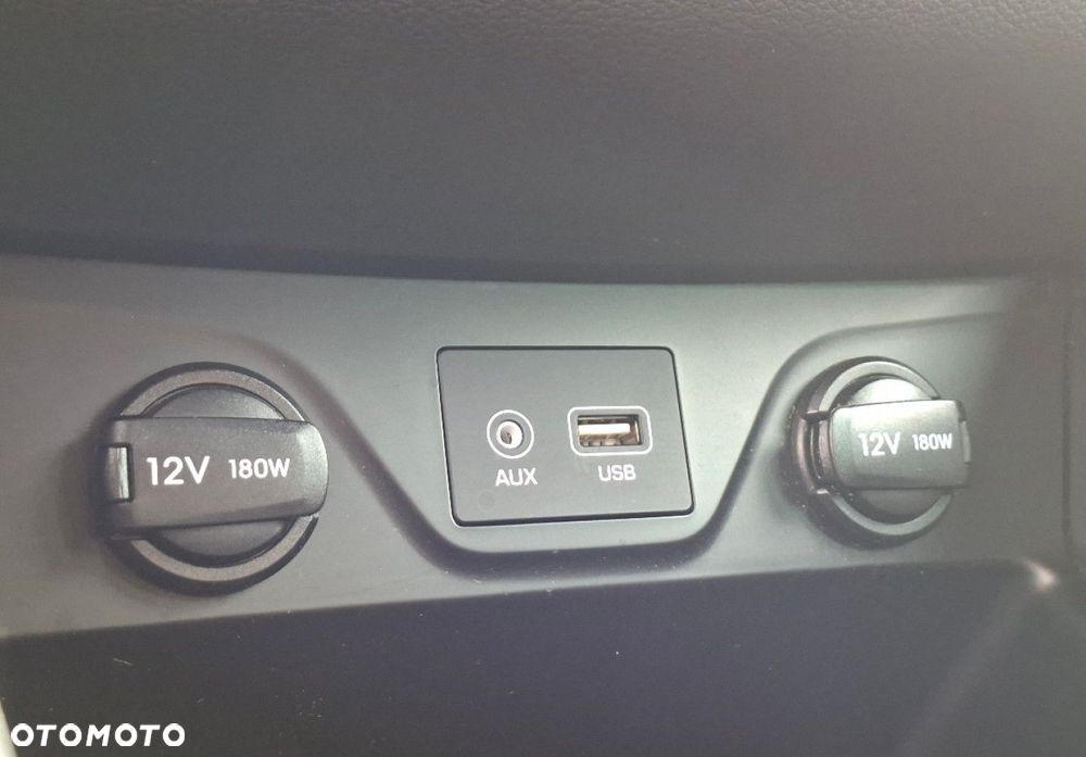 Hyundai Tucson - 32