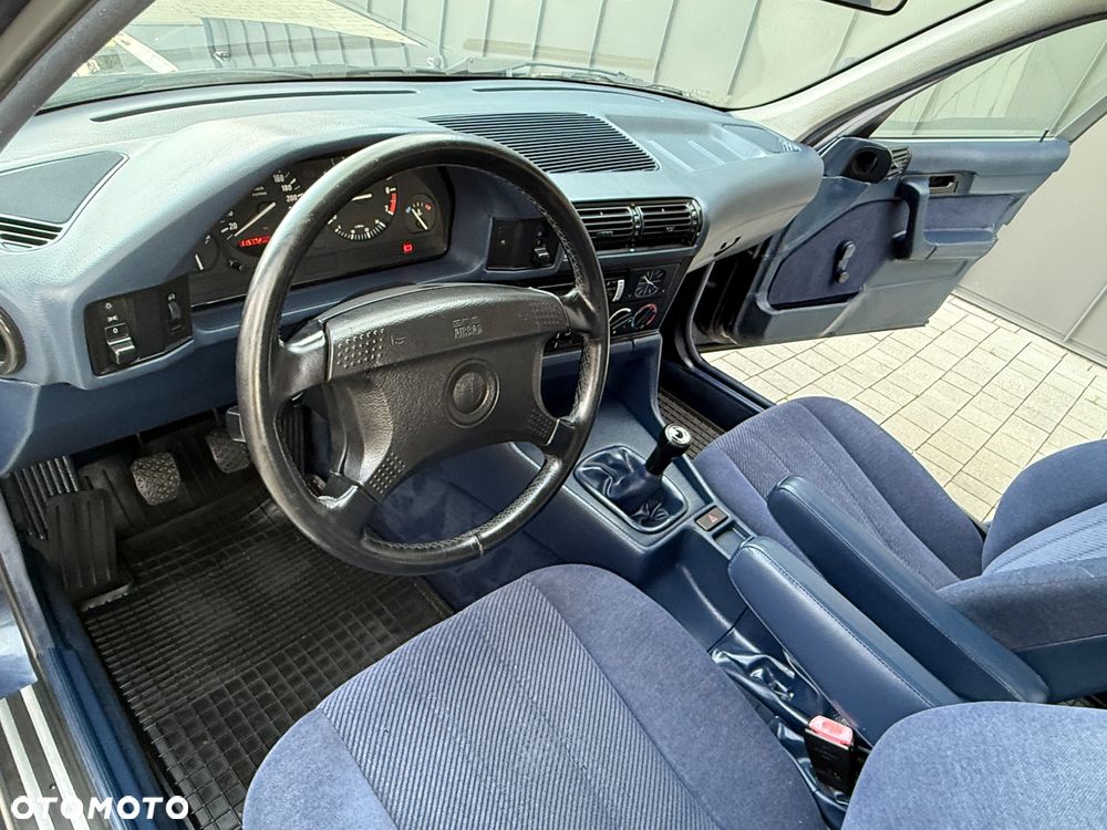 BMW Seria 5 520i - 18