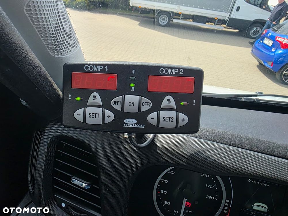 Iveco Chłodnia 10EP Winda Multitemperatura ! Izoterma Agregat Carrier - 9