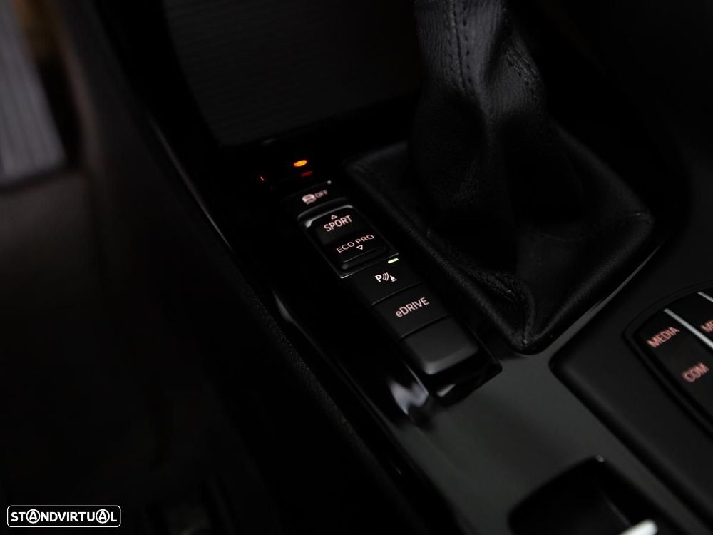 BMW X1 xDrive25e M Sport - 23