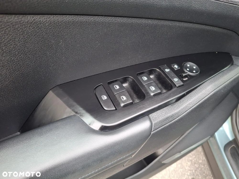 Kia Sportage 1.6 T-GDI L 2WD - 17