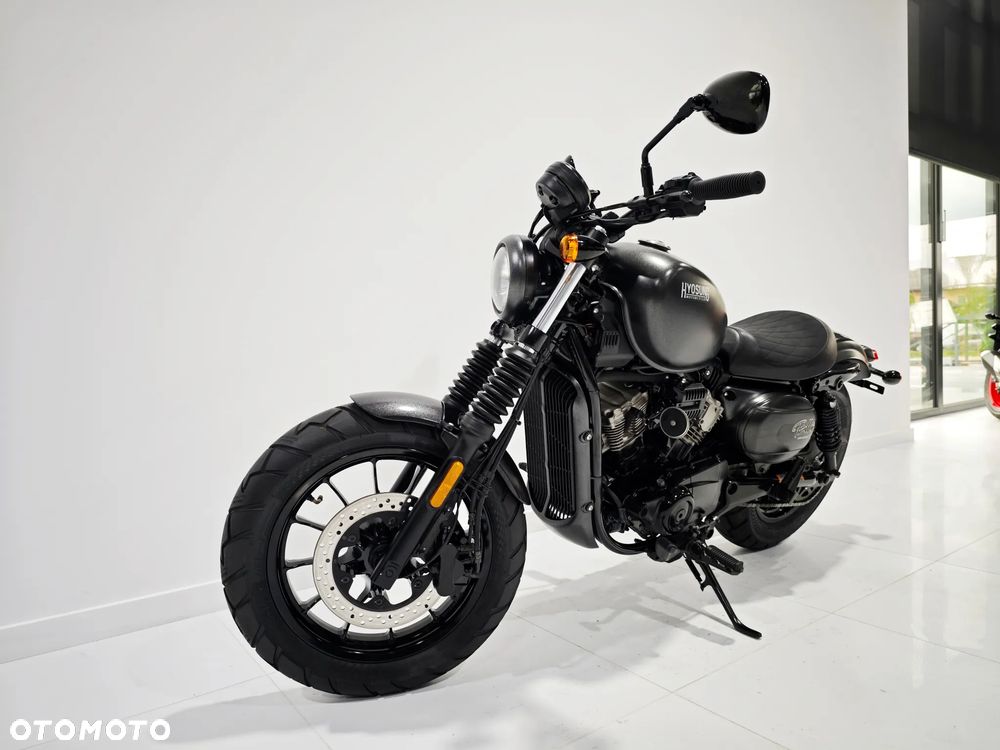 Hyosung GV - 3