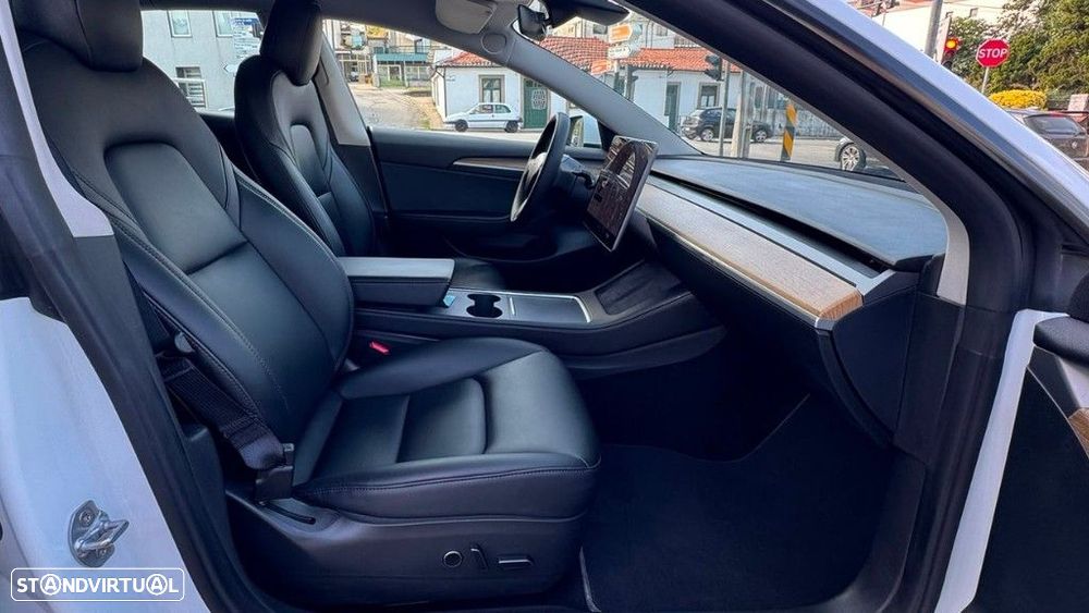 Tesla Model 3 Standard Range Plus RWD - 23