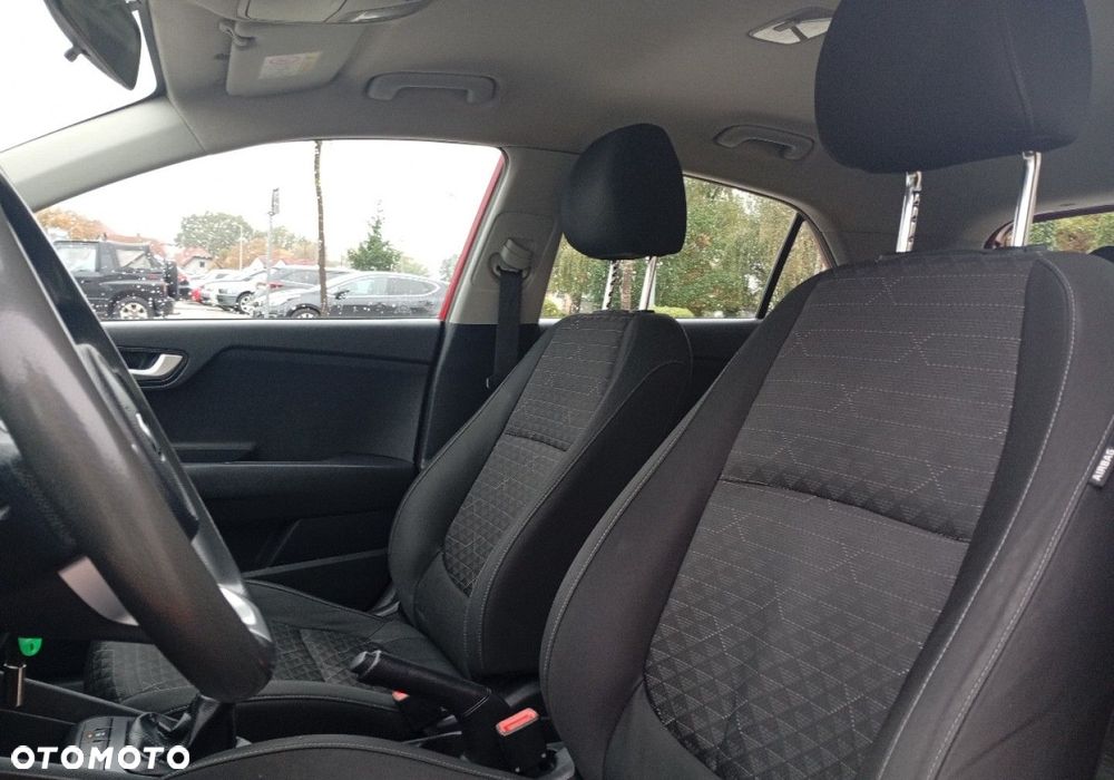 Kia Rio - 20