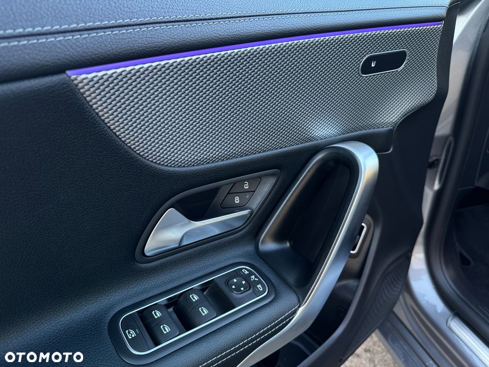 Mercedes-Benz CLA - 20