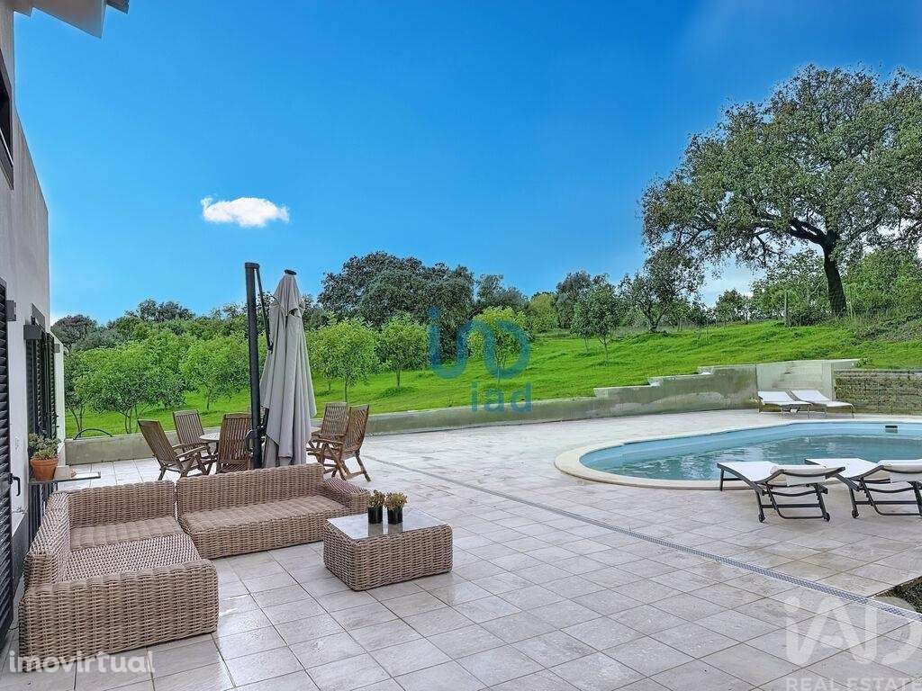 Moradia isolada T4 em São Brás de Alportel de 195 m2 - Grande imagem: 4/40