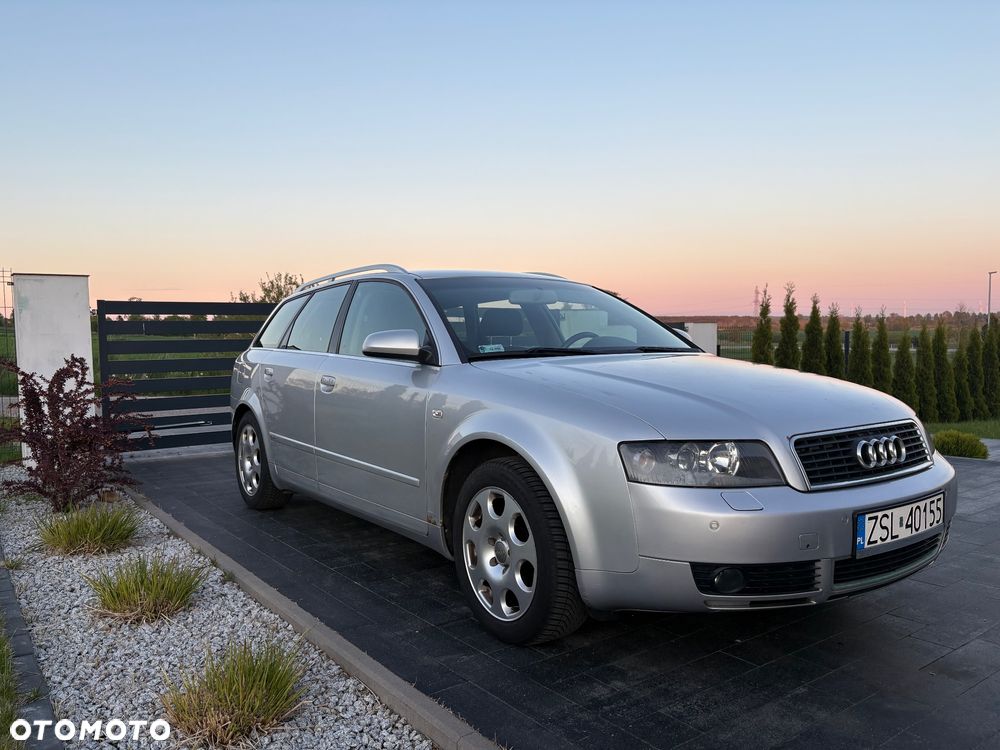 Audi A4 Avant - 4