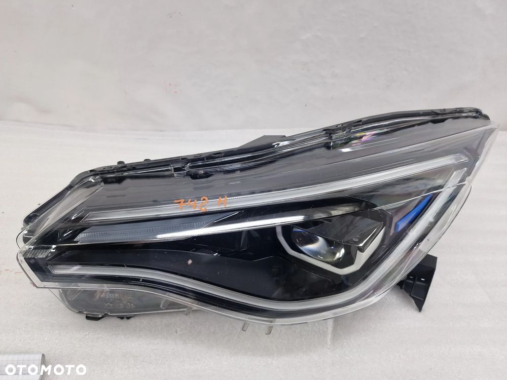 RENAULT ZOE LIFT LEWA / PRAWA LAMPA PRZEDNIA PRZÓD FULL LED PAKIET OŚMIU LAMP , NR 260100279R / 260102384R / 260609388R / 260602157R , NR AUKCJI LA742 - 35