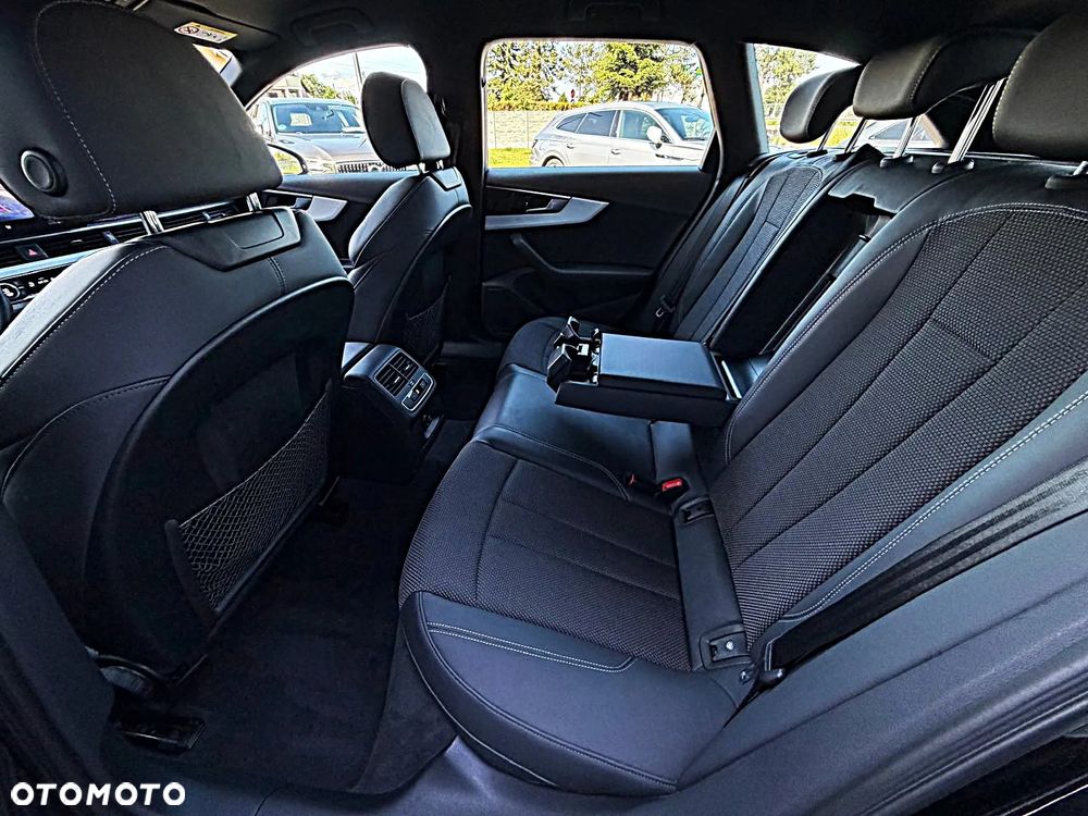 Audi A4 Avant 35 TDI S tronic - 24