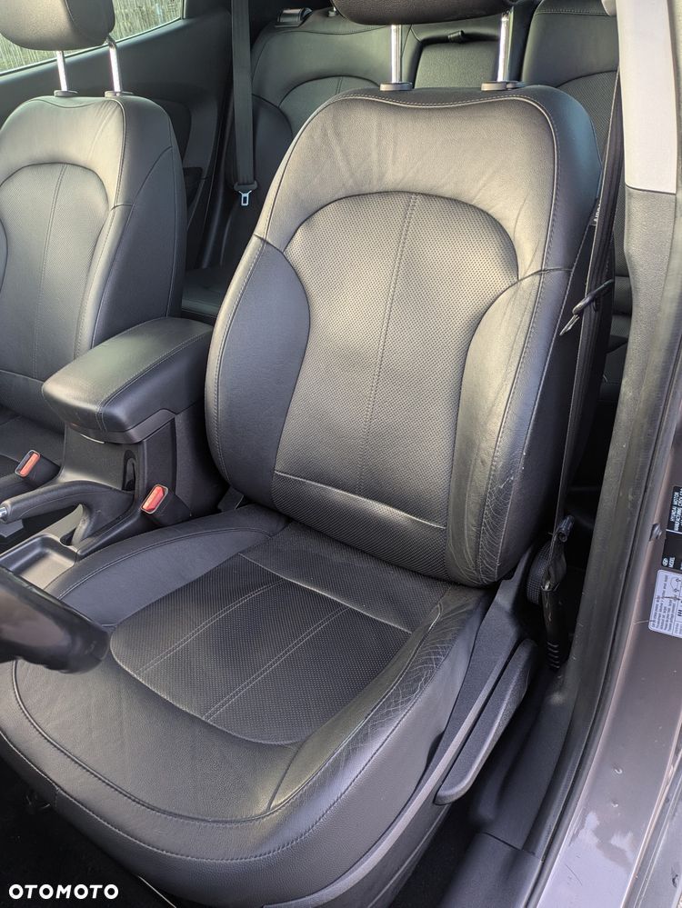 Hyundai ix35 2.0 CRDi 4WD Premium - 26