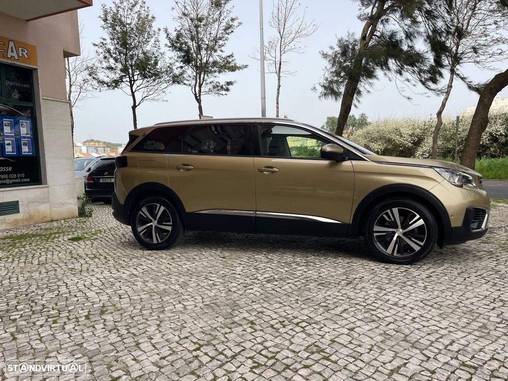 Peugeot 5008 - 5
