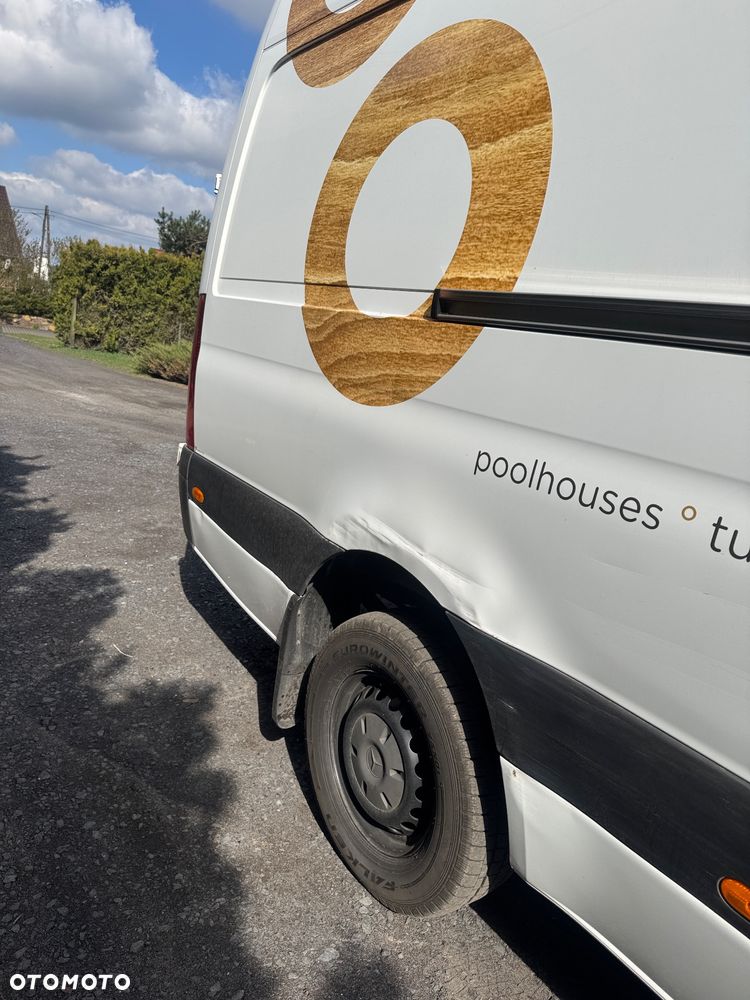Mercedes-Benz Sprinter - 20