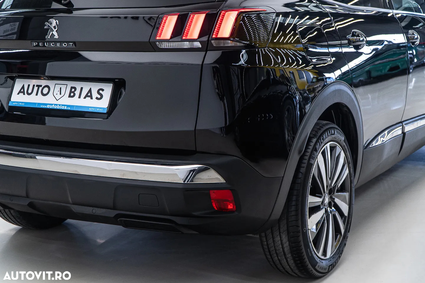 Peugeot 3008 1.2 PureTech 130 EAT8 Allure Pack - 38