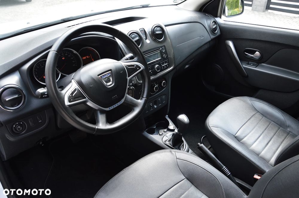 Dacia Sandero Stepway 0.9 TCe Laureate S&S Easy-R - 11