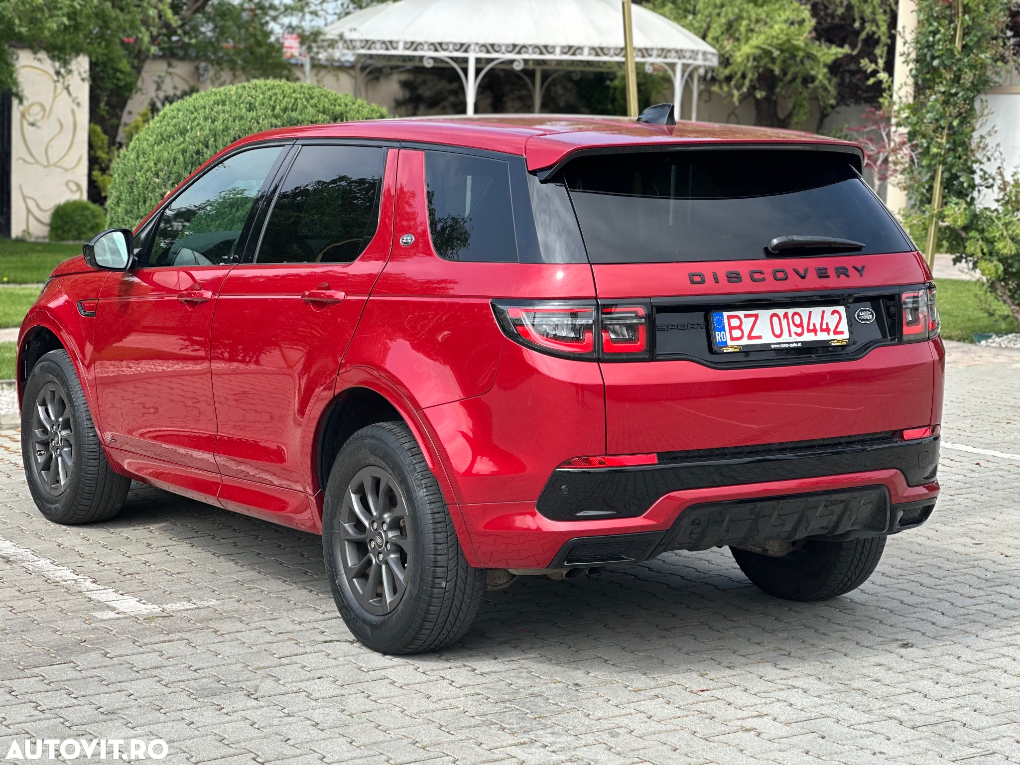 Land Rover Discovery Sport 2.0 l TD4 SE - 16