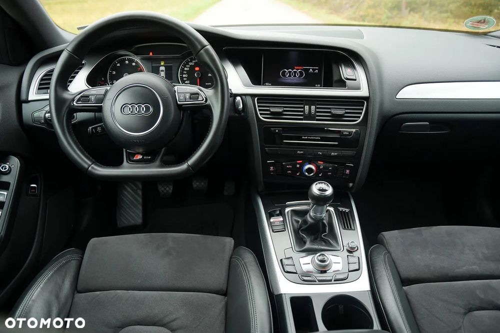 Audi A4 Limousine 1.8 TFSI S line Sportpaket - 29