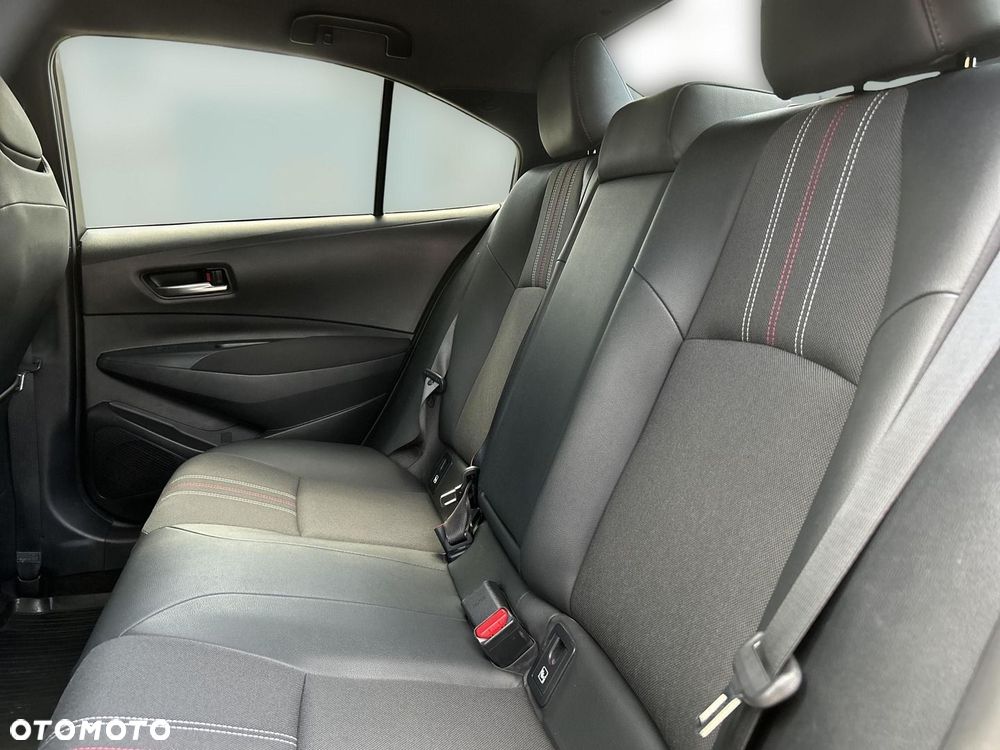 Toyota Corolla - 11