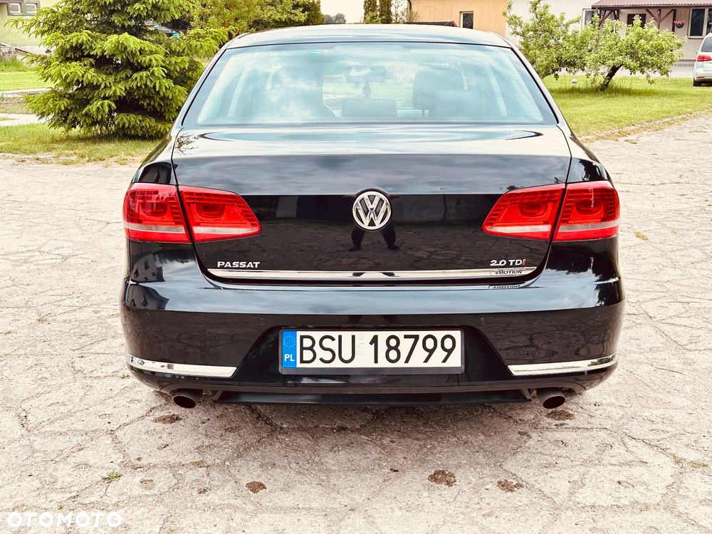 Volkswagen Passat 2.0 TDI 4Mot Highline DSG - 8