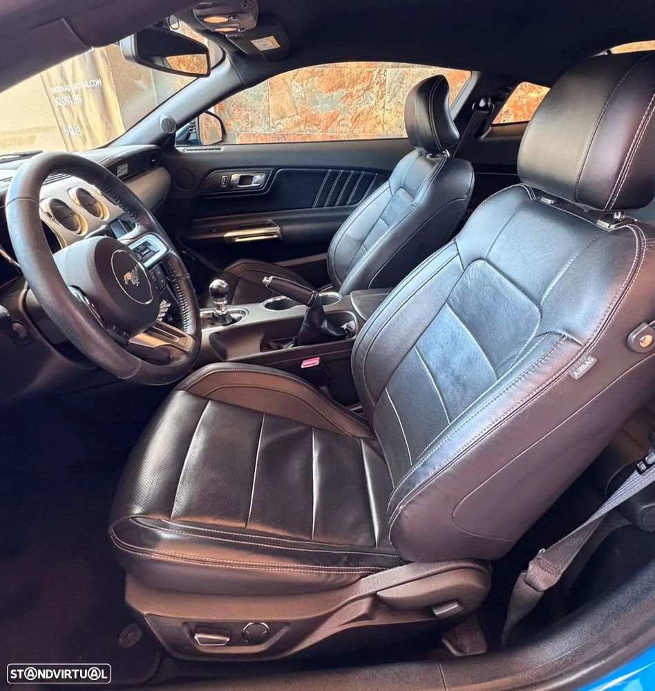 Ford Mustang 2.3i EcoBoost - 10