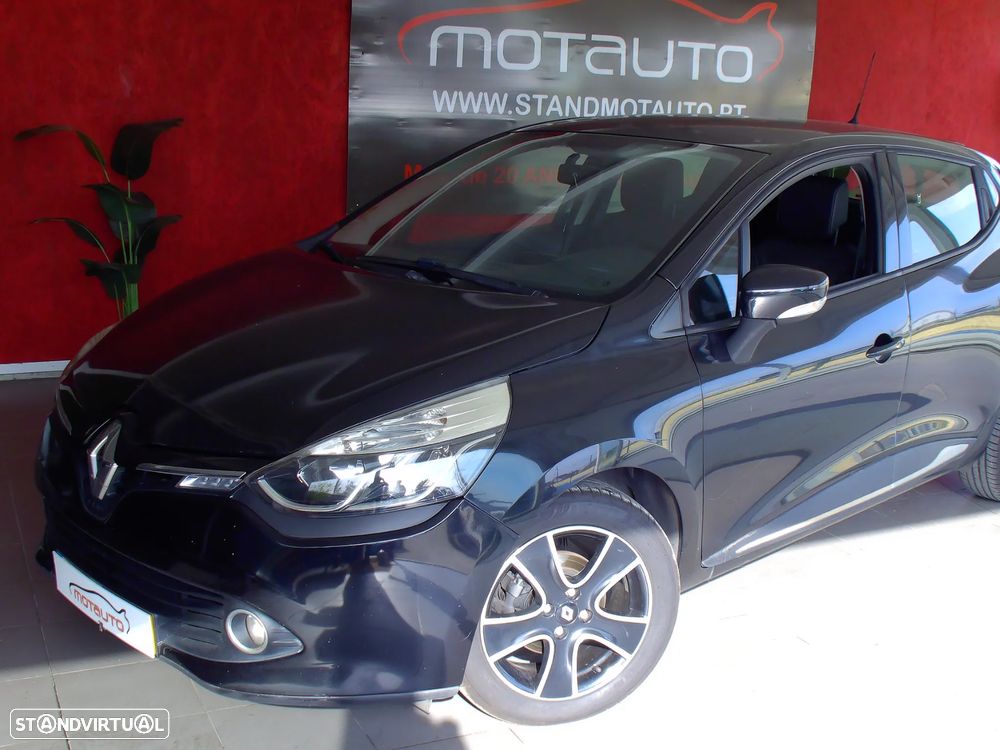Renault Clio - 1