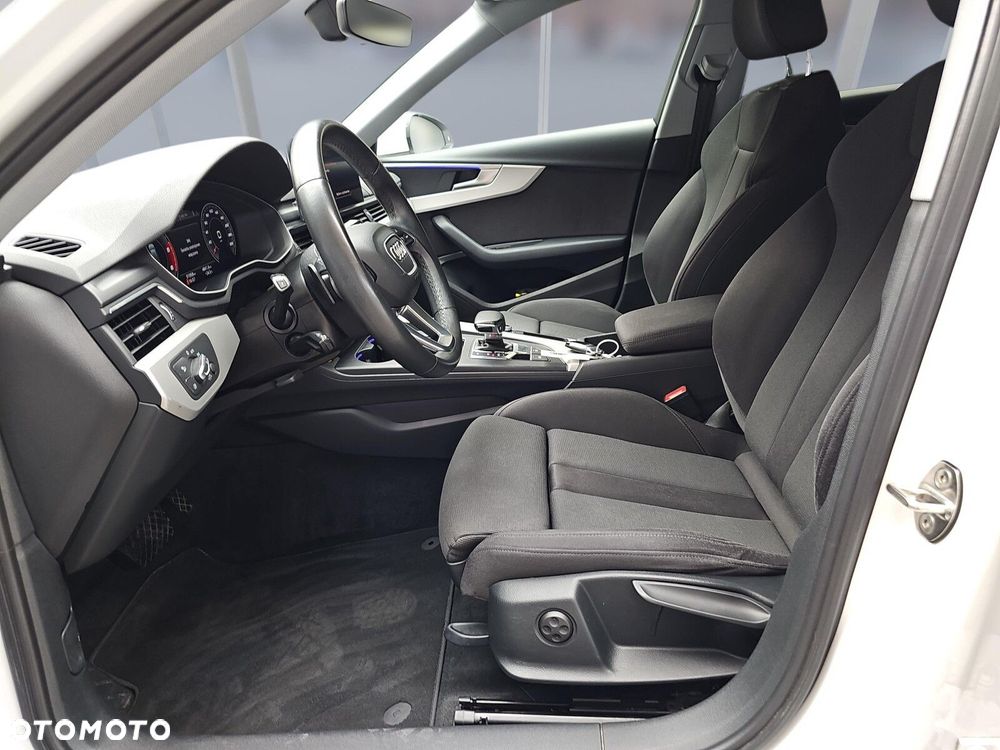 Audi A4 Avant 35 TDI mHEV S tronic - 9