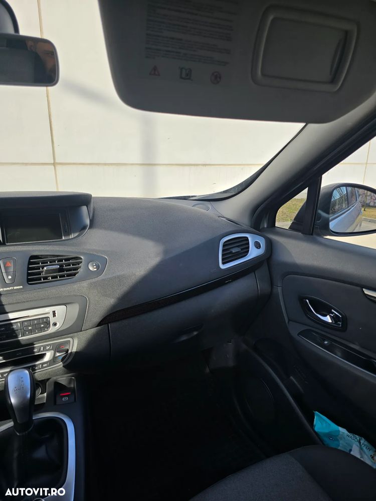 Renault Grand Scenic dCi 110 EDC Paris - 13