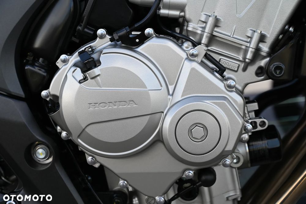 Honda CBF - 33