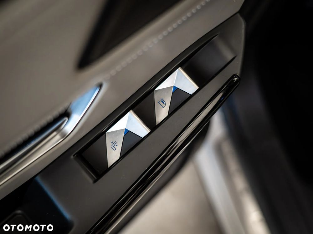 DS Automobiles DS 7 Crossback - 38