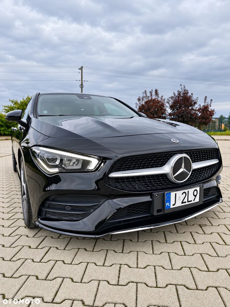 Mercedes-Benz CLA 250 4Matic 7G-DCT AMG Line - 3