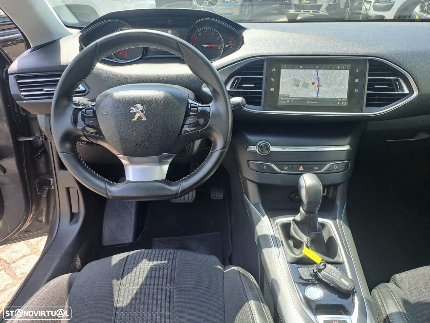 Peugeot 308 1.2 PureTech Allure EAT6 - 14