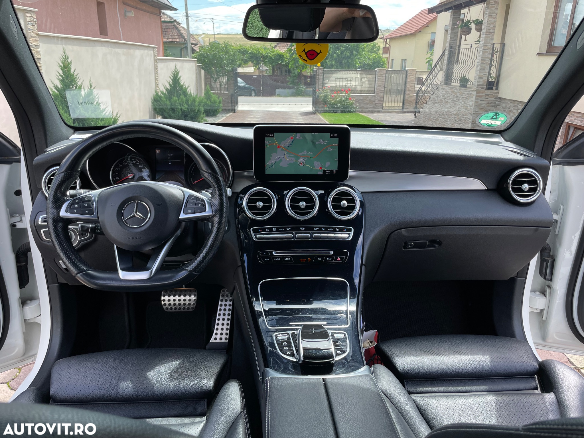Mercedes-Benz GLC 220 d 4Matic 9G-TRONIC AMG Line - 12
