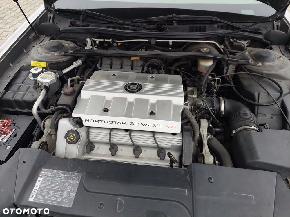 Cadillac Deville 4.6 DTS - 22