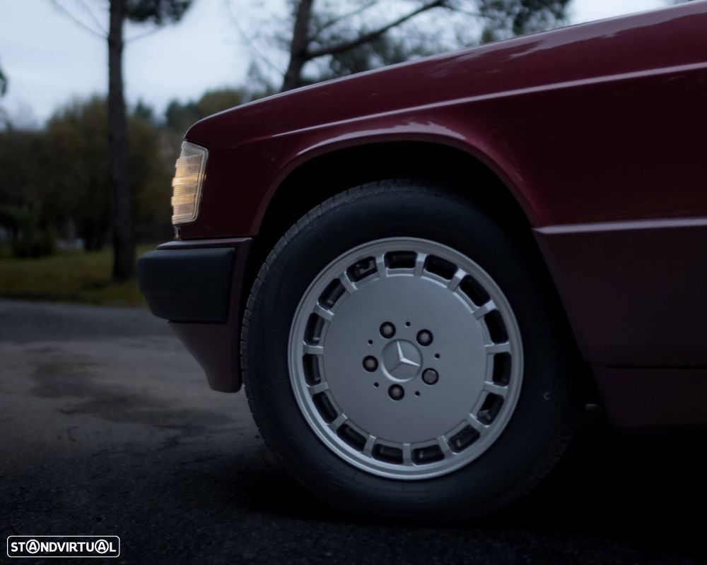 Mercedes-Benz W201 (1982-1993) 190 E 1.7 - 6