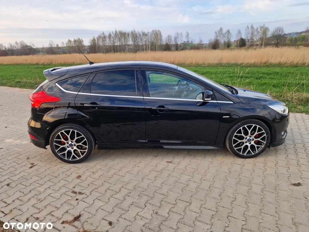 Ford Focus 2.0 TDCi ST-Line Black ASS - 15