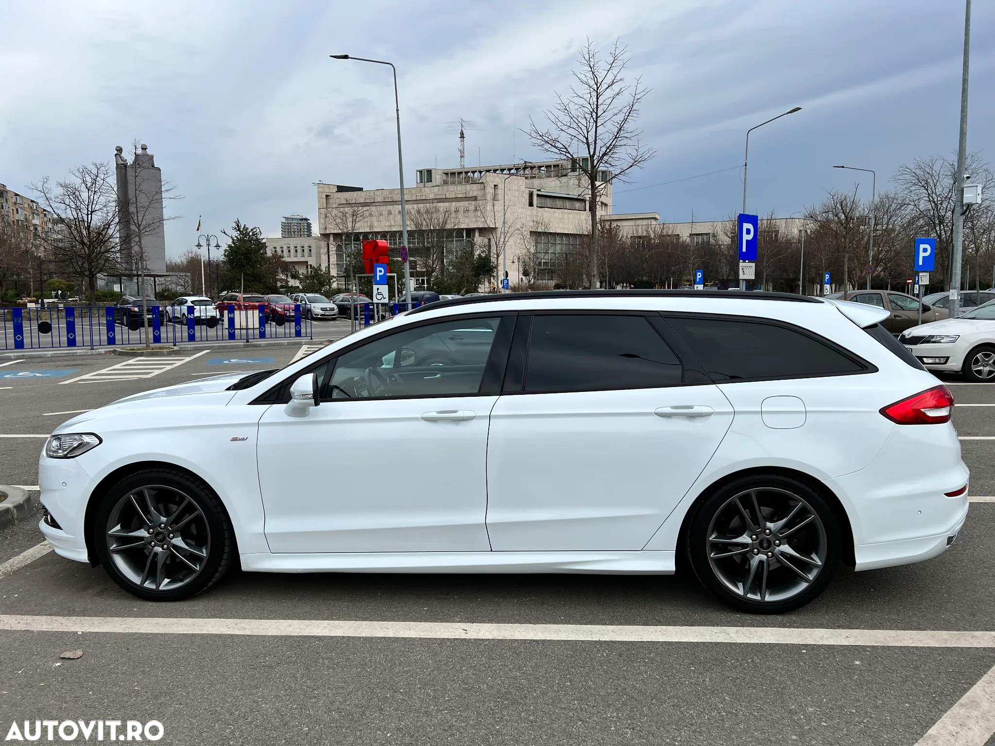 Ford Mondeo - 4