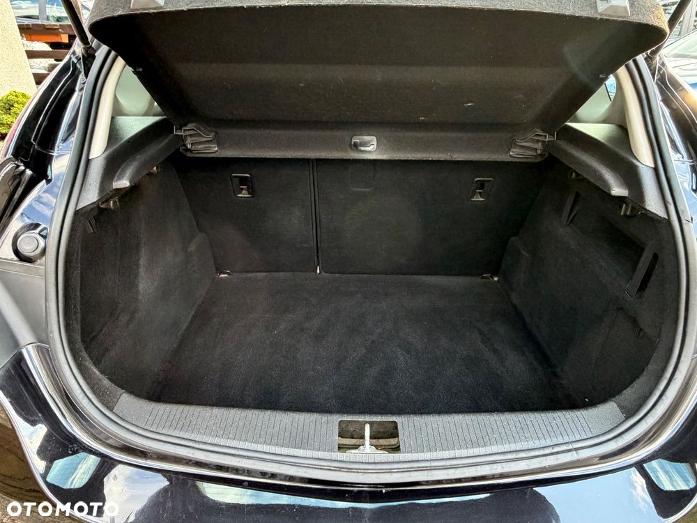 Opel Astra 1.4 ecoFLEX Sport - 23