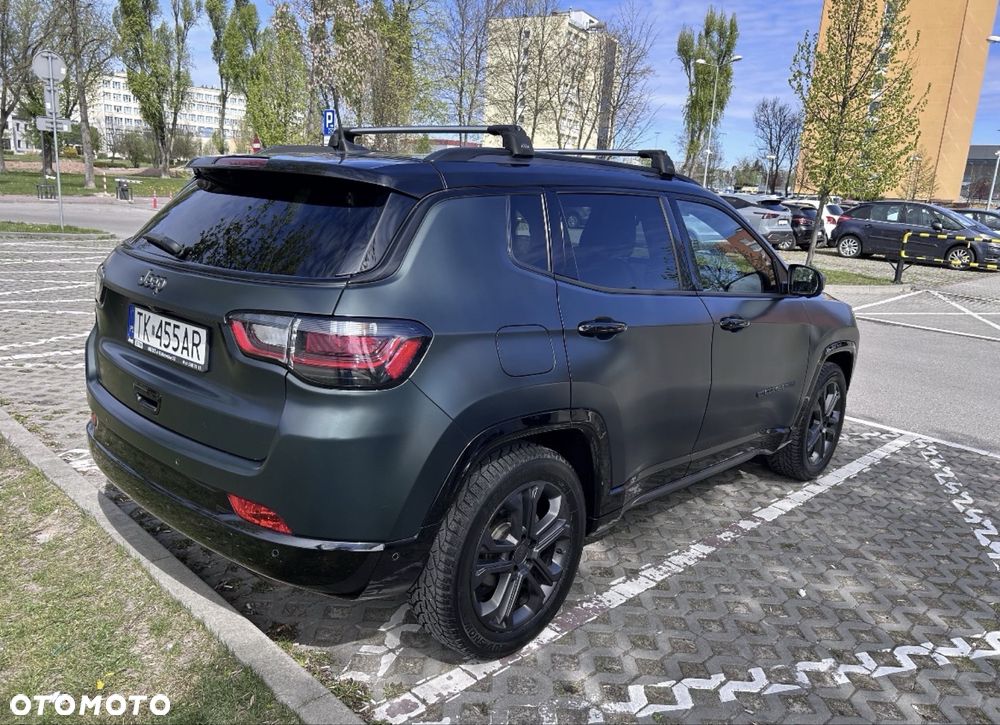 Jeep Compass - 8