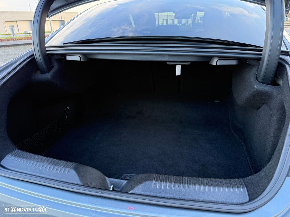 Mercedes-Benz CLS 350 d 4Matic 9G-TRONIC AMG Line - 24