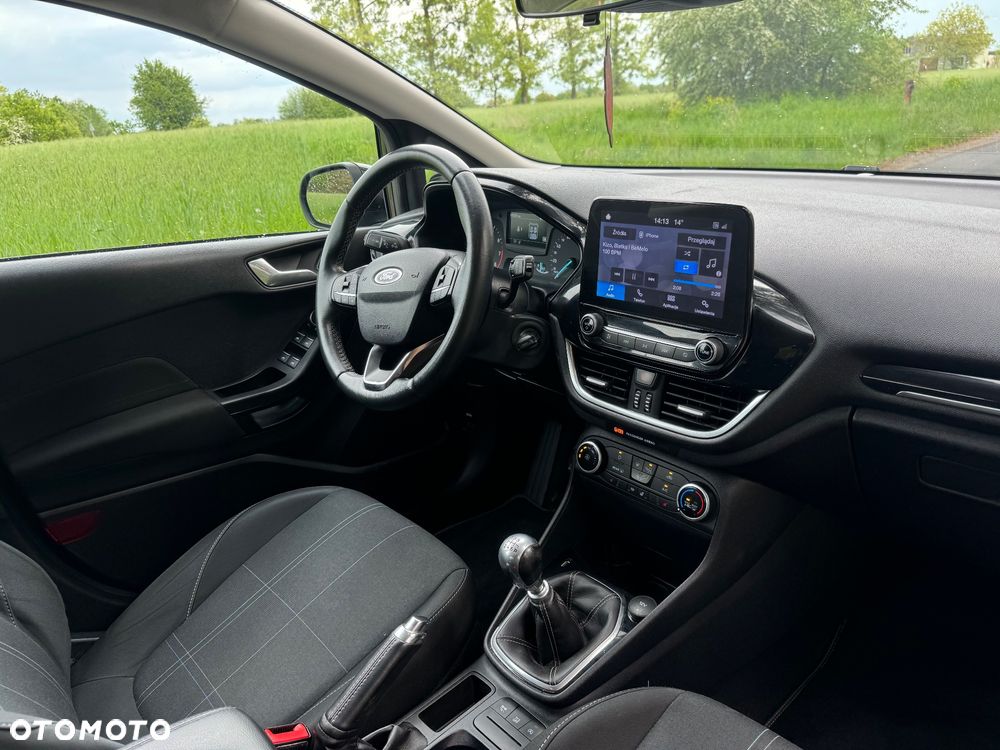 Ford Fiesta 1.0 EcoBoost S&S TITANIUM - 30
