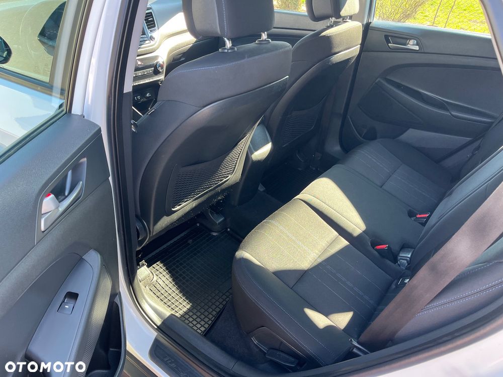 Hyundai Tucson 1.6 GDI BlueDrive Comfort 2WD - 11