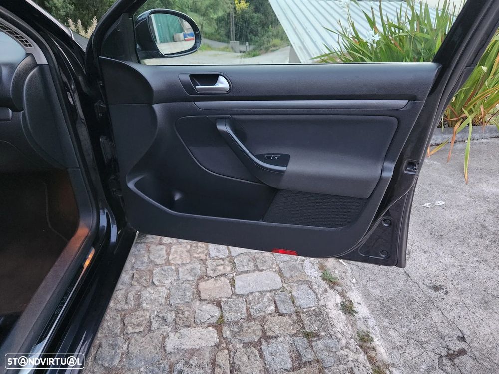 VW Golf Variant 1.6 TDi Style - 16