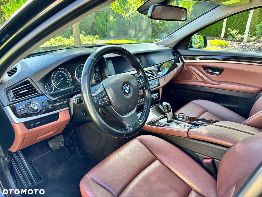 BMW Seria 5 520d - 8