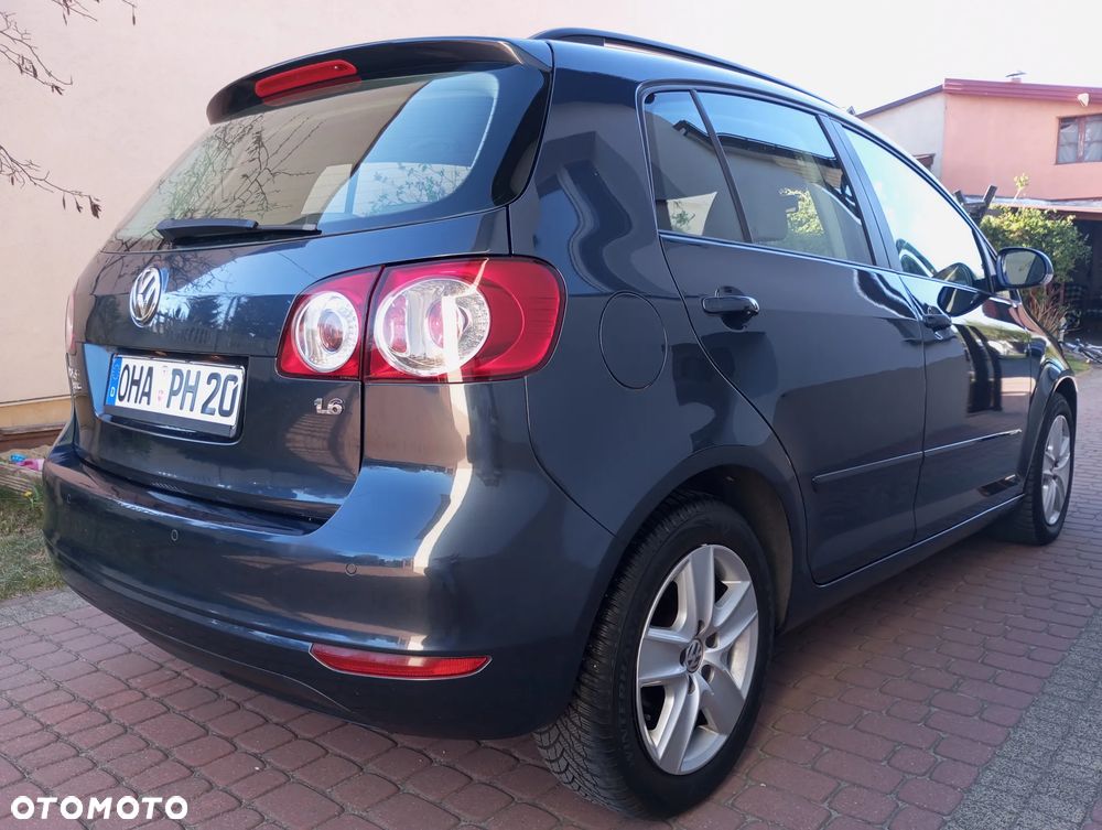 Volkswagen Golf Plus - 12