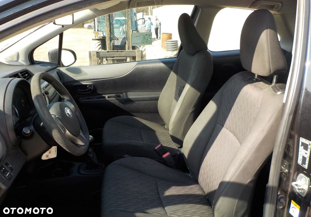 Toyota Yaris - 28