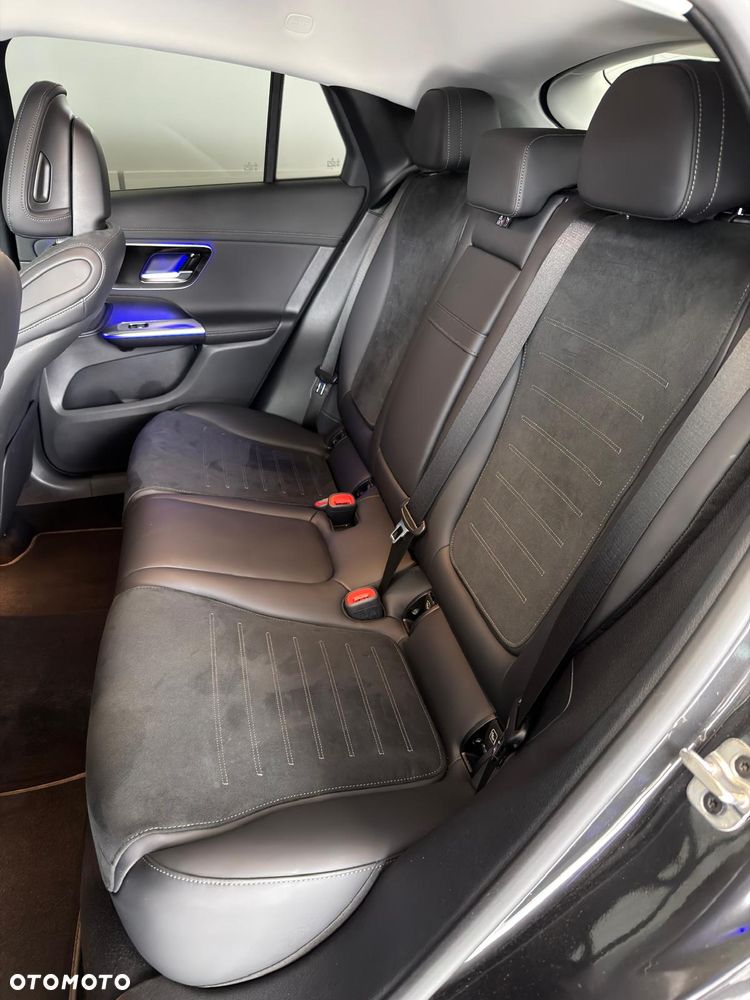 Mercedes-Benz GLC 200 mHEV 4-Matic AMG Line - 14