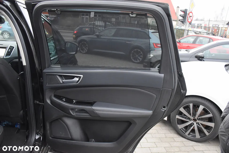 Ford S-Max 2.0 EcoBlue Titanium - 33