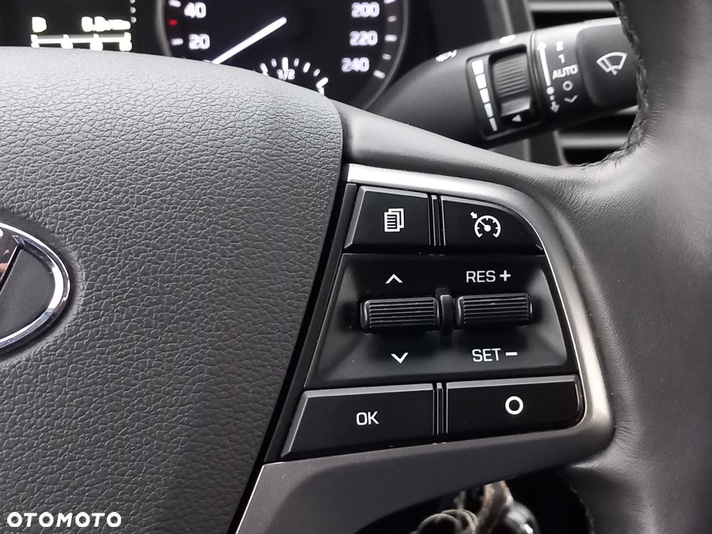 Hyundai Elantra 1.6 CRDi BlueDrive Style DCT - 20