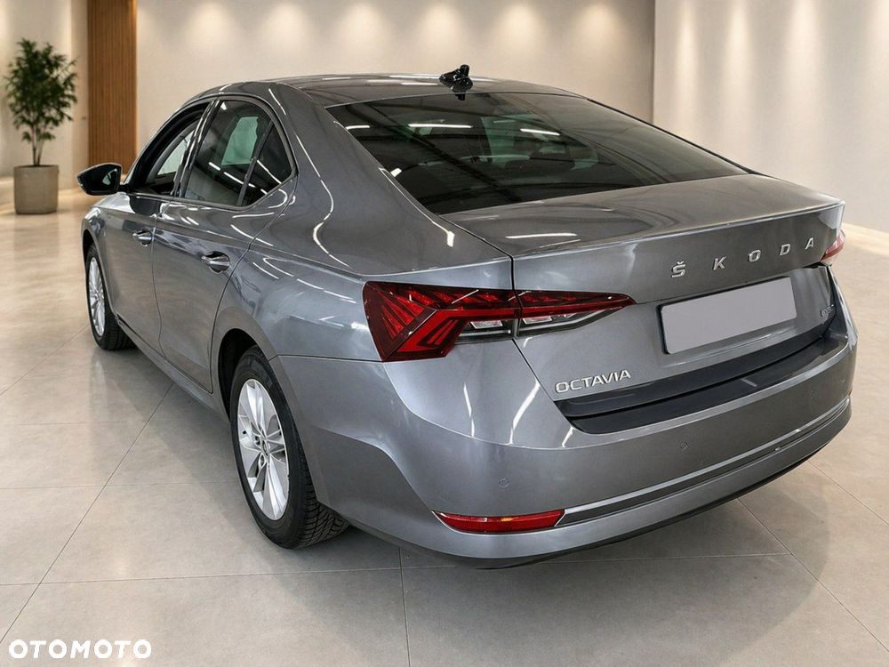 Skoda Octavia 1.5 TSI mHEV Business DSG - 3